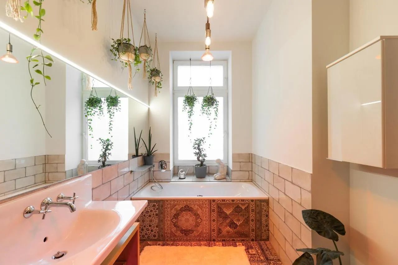 Apartment Luxury Townhouse With Garden - A Central Oasis Berlin